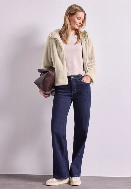 Chaqueta corta con capucha color arena street one - Imagen 5