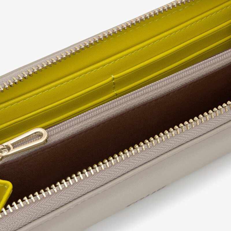 Billetera mediana topo mostaza New Dorp Tous - Imagen 3
