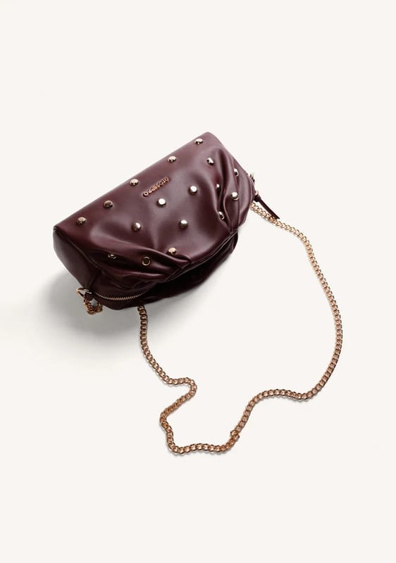 BOLSO BANDOLERA BURDEOS TACHAS GIOSEPPO - Imagen 2