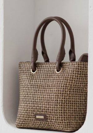 Bolso cubo rafia trenzada Noco