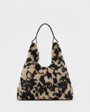 Bolso de hombro de pelo estampado negro Surkana