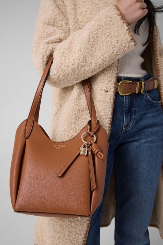 Bolso tipo cubo Melody Marrón Claro Guess