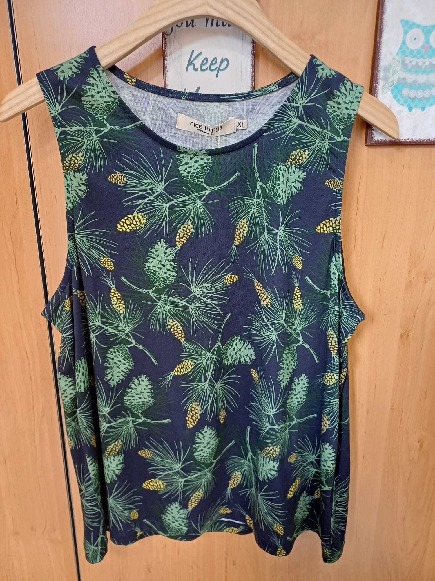 Camiseta Pinecones Nice Things