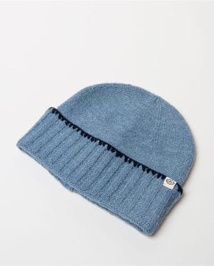 Gorro de punto con vuelta ancha Azul Empolvado Surkana